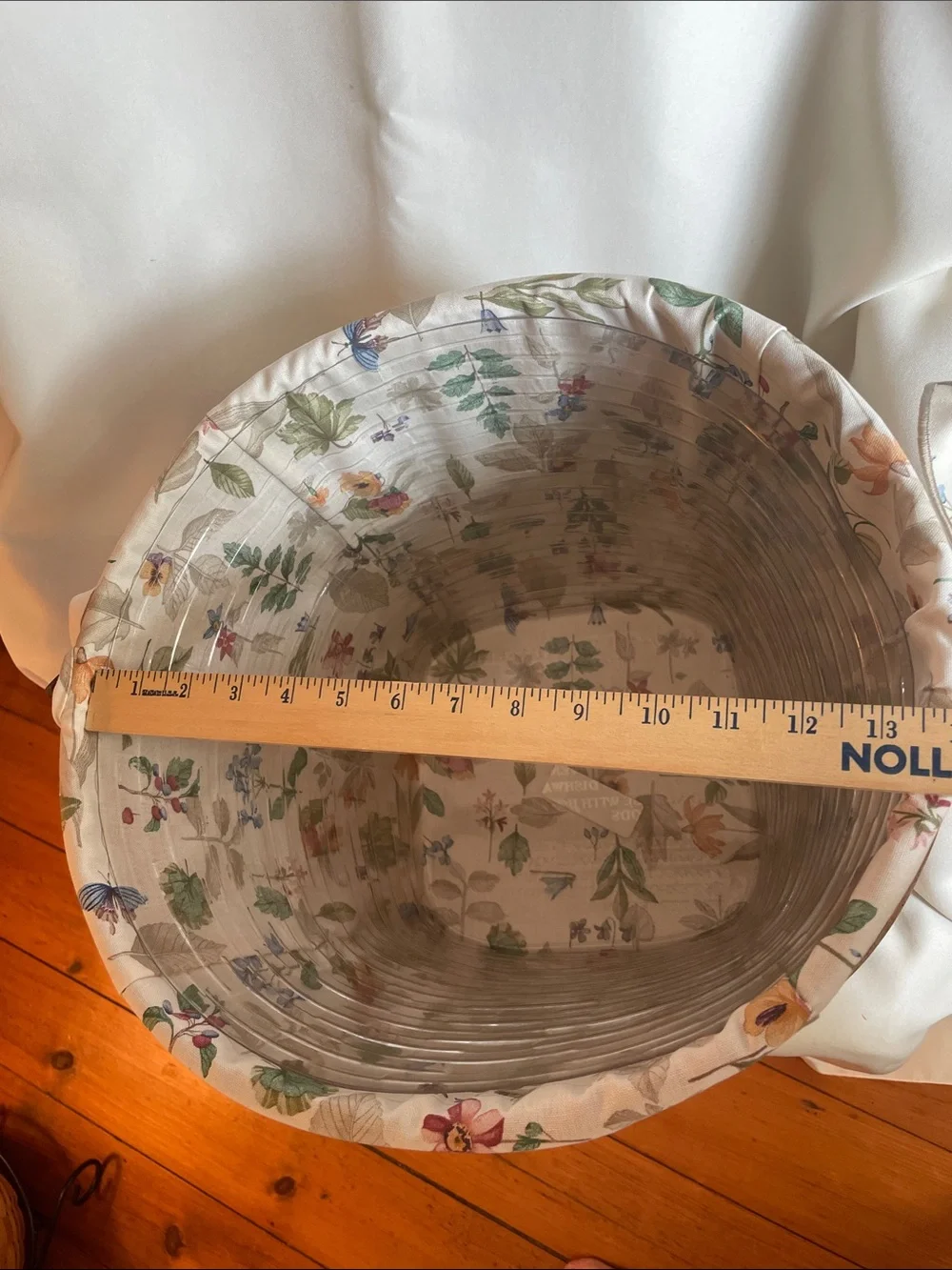 Longaberger 1983 13 Inch Measuring Basket W/ Protector and liner